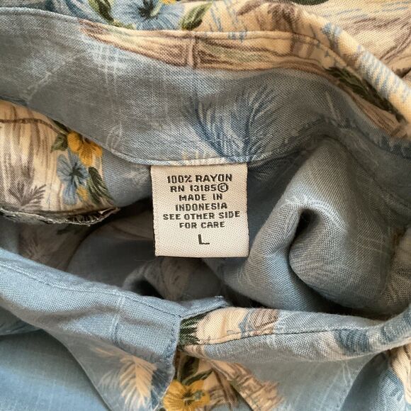 Batik Bay Men’s Postcard Print Blue Short Sleeve Button Front Shirt, Size L - Picture 9 of 10